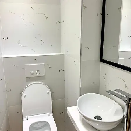 Digital Nomad Ap Tirana